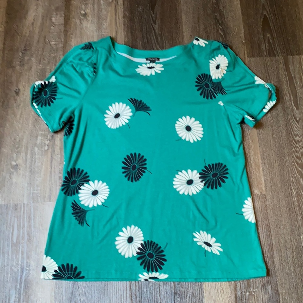 NWOT Ann Taylor Shirt!